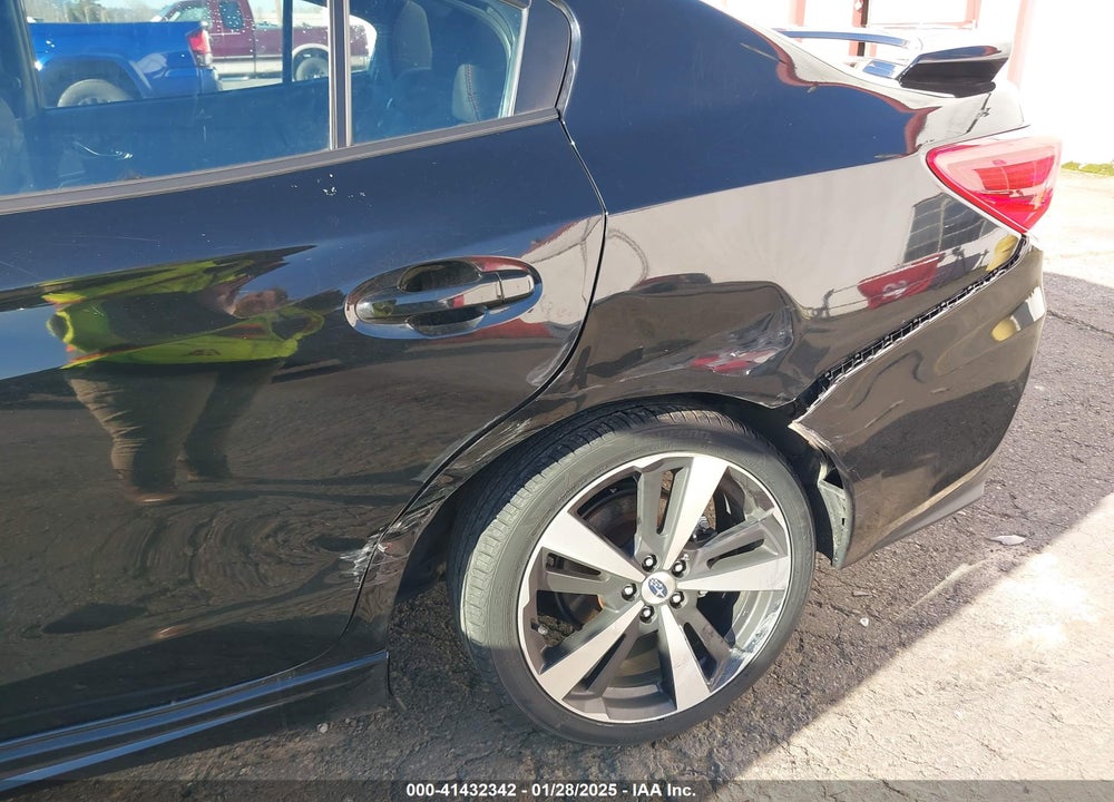 2018 SUBARU IMPREZA VIN: 4S3GKAK61J1602871