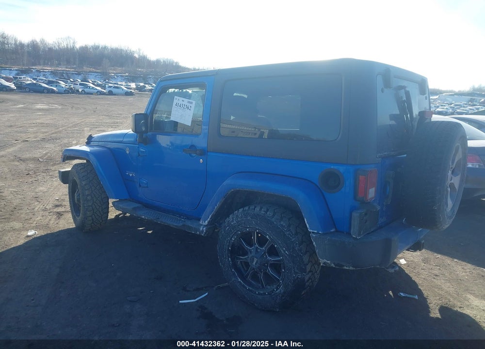 2016 JEEP WRANGLER SAHARA VIN: 1C4AJWBG7GL102208