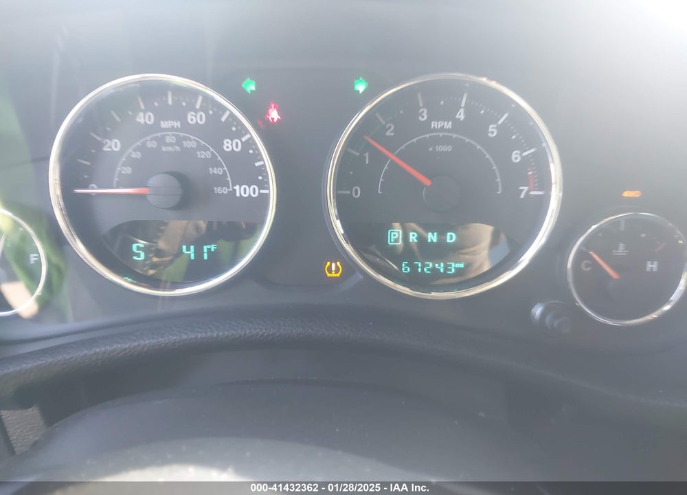 2016 JEEP WRANGLER SAHARA VIN: 1C4AJWBG7GL102208