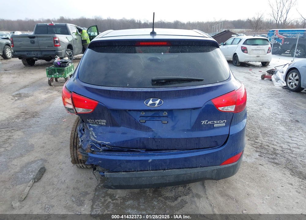 2013 HYUNDAI TUCSON VIN: KM8JU3AC2DU693487