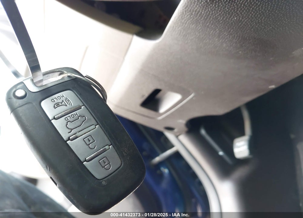 2013 HYUNDAI TUCSON VIN: KM8JU3AC2DU693487