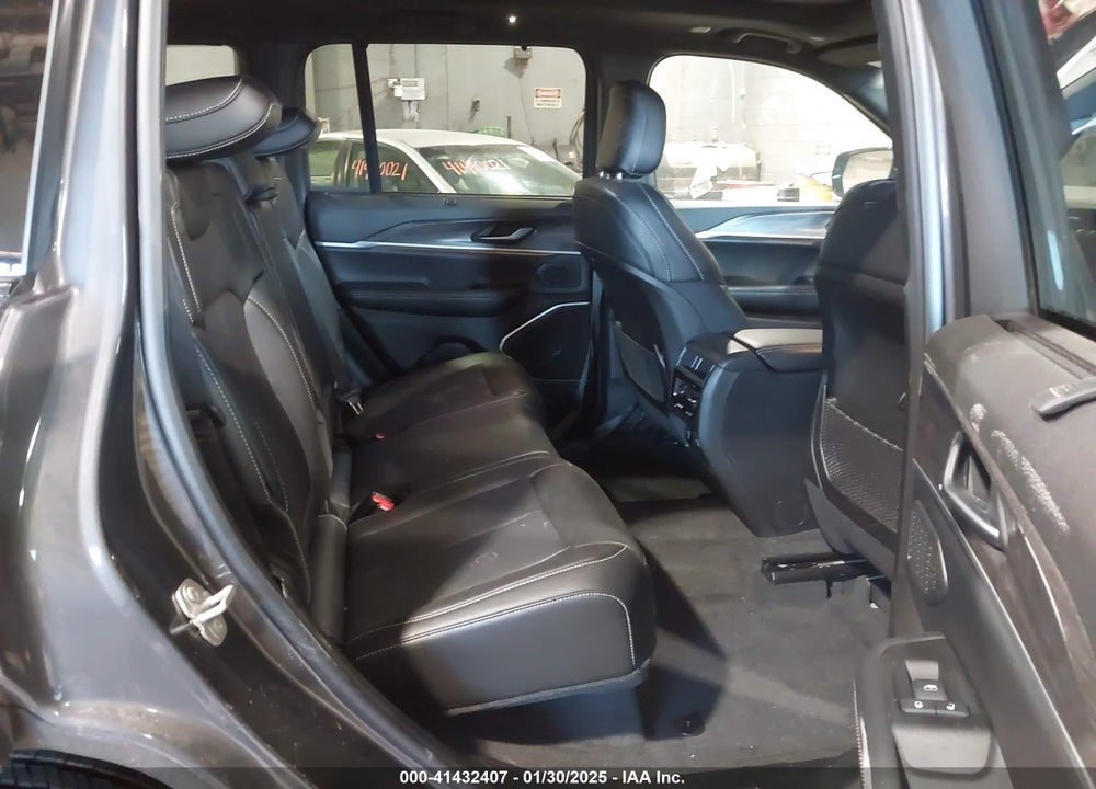 2024 JEEP GRAND CHEROKEE 4XE VIN: 1C4RJYB60R8529449