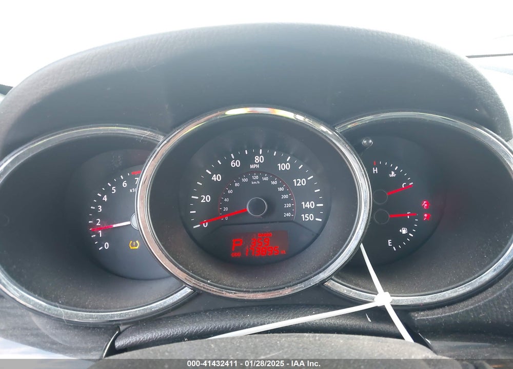2012 KIA SORENTO LX V6 VIN: 5XYKT4A20CG217098