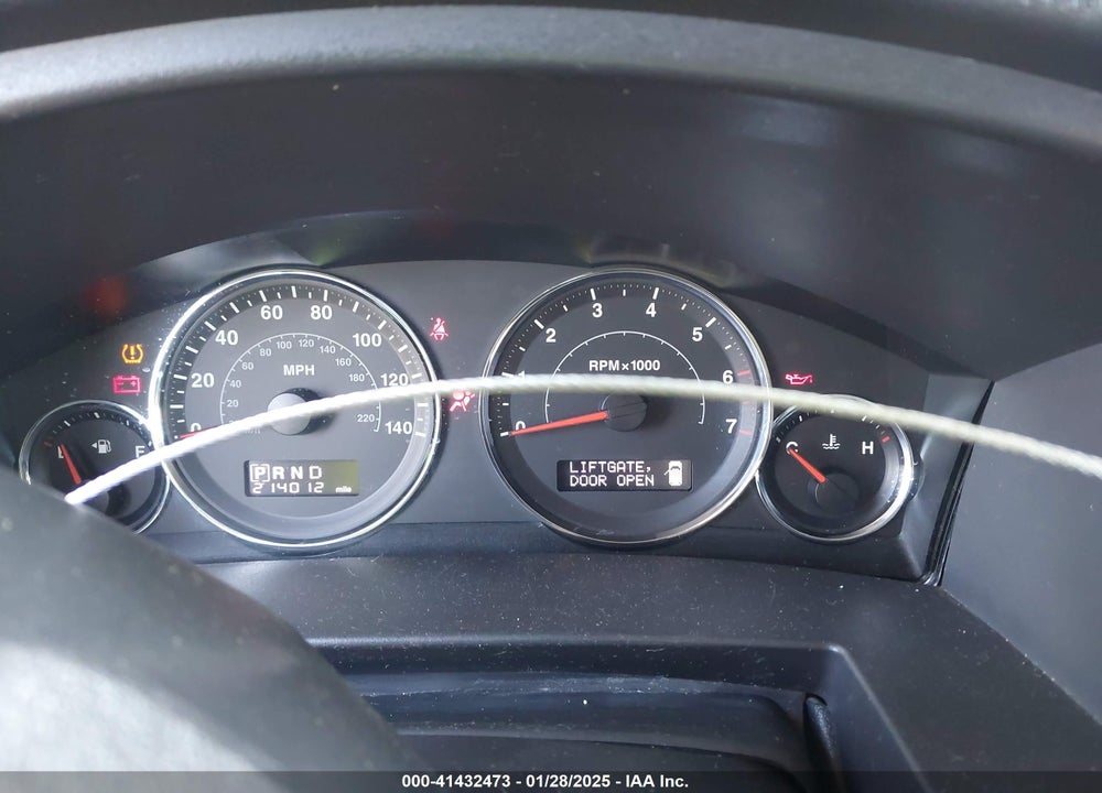 2008 JEEP COMMANDER SPORT VIN: 1J8HG48K48C217789