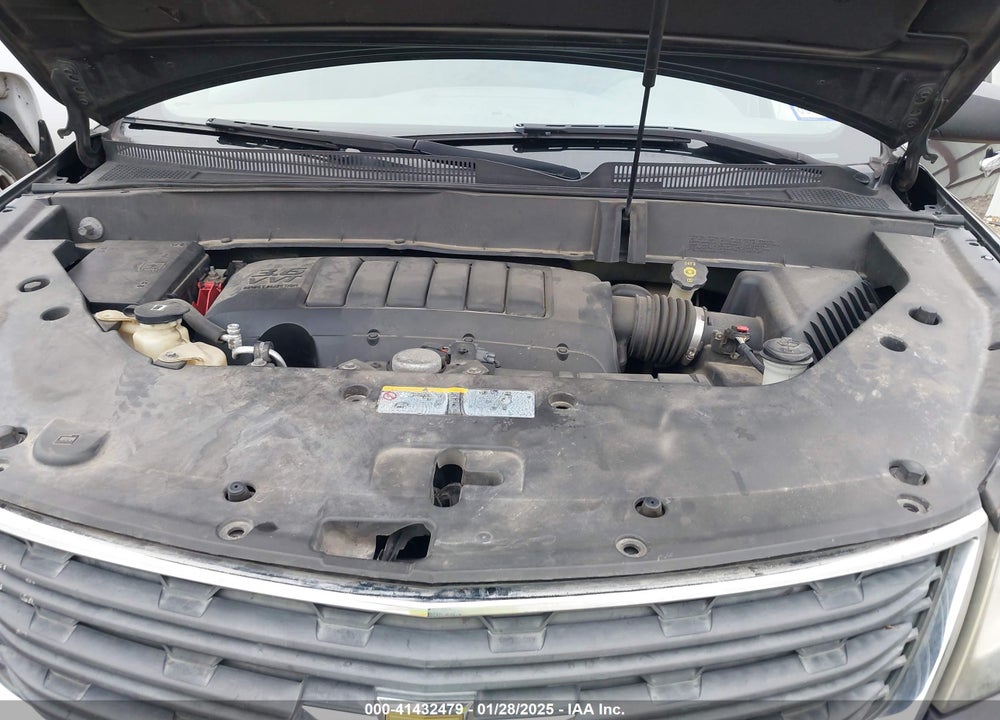 2016 CHEVROLET TRAVERSE LS VIN: 1GNKRFKD4GJ152151