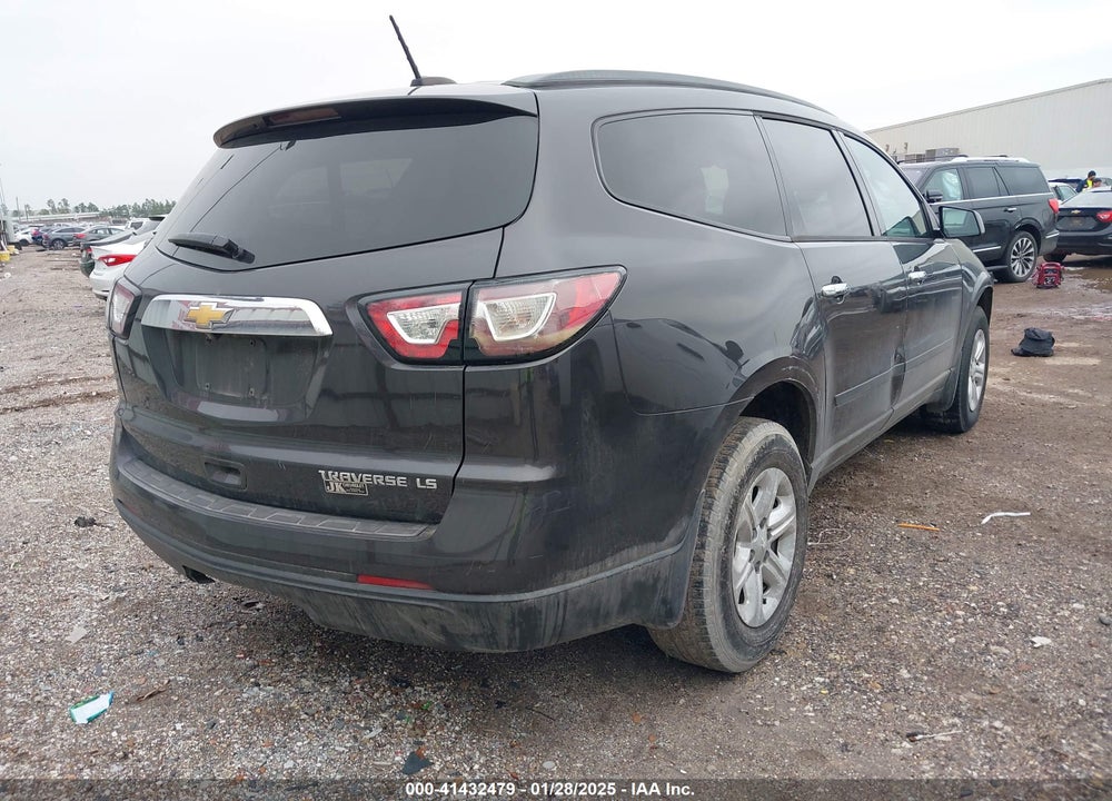 2016 CHEVROLET TRAVERSE LS VIN: 1GNKRFKD4GJ152151