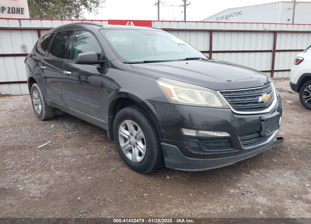 2016 CHEVROLET TRAVERSE LS VIN: 1GNKRFKD4GJ152151