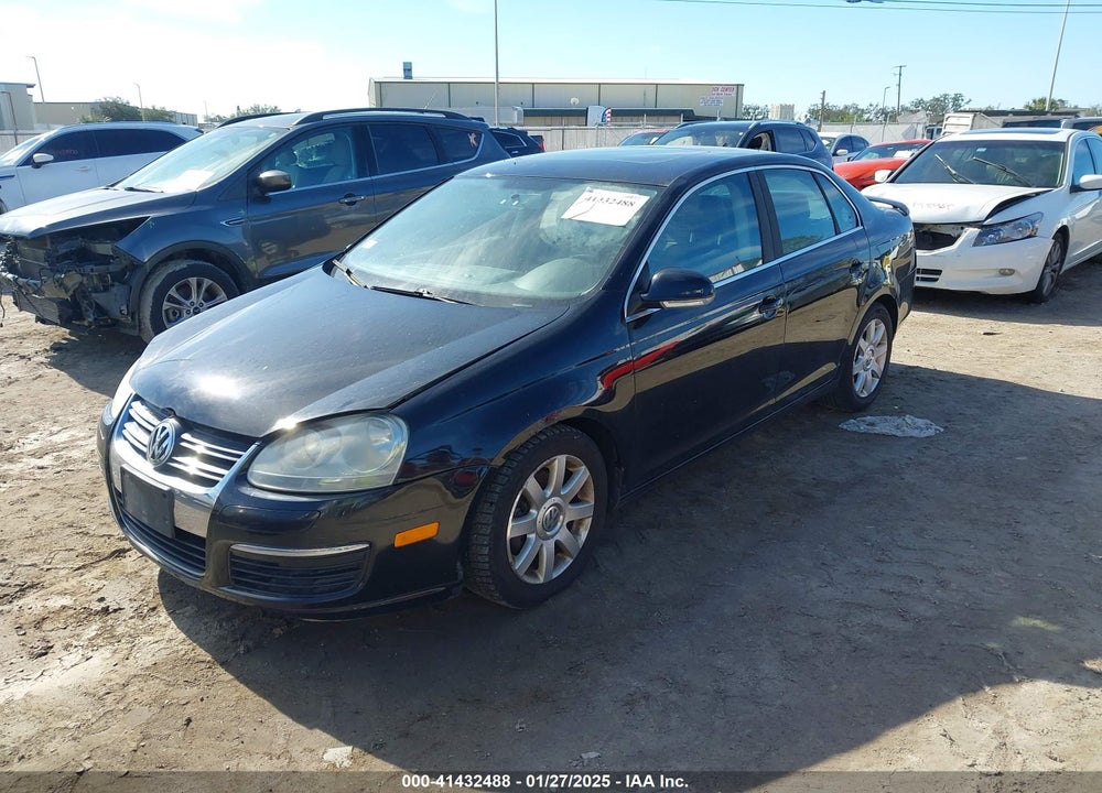 2008 VOLKSWAGEN JETTA VIN: 3VWRM71K48M060020
