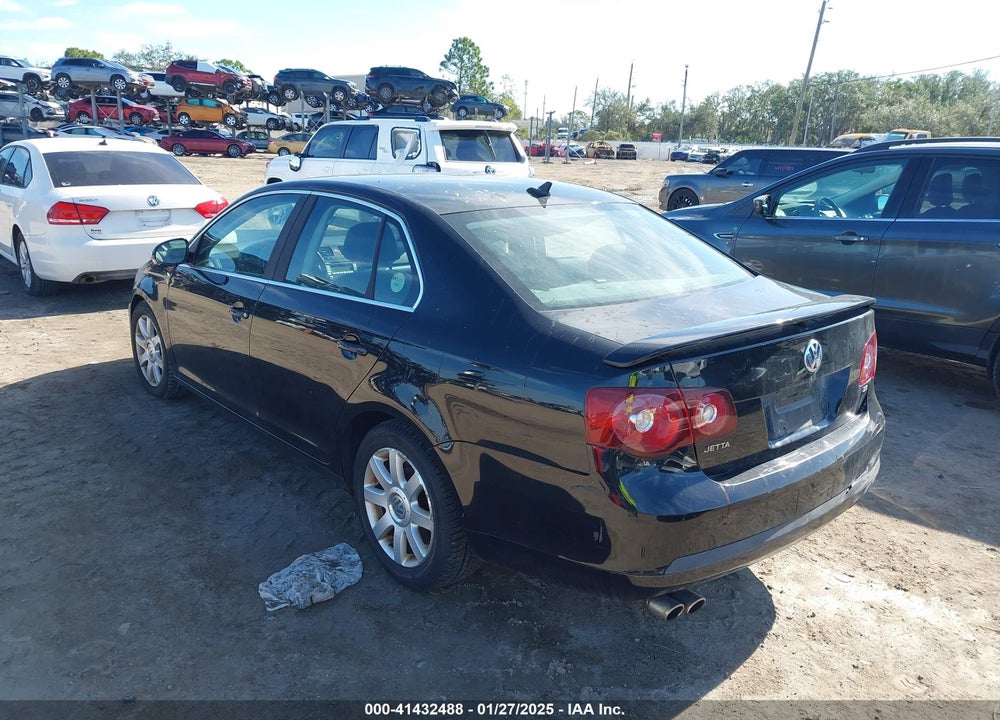 2008 VOLKSWAGEN JETTA VIN: 3VWRM71K48M060020