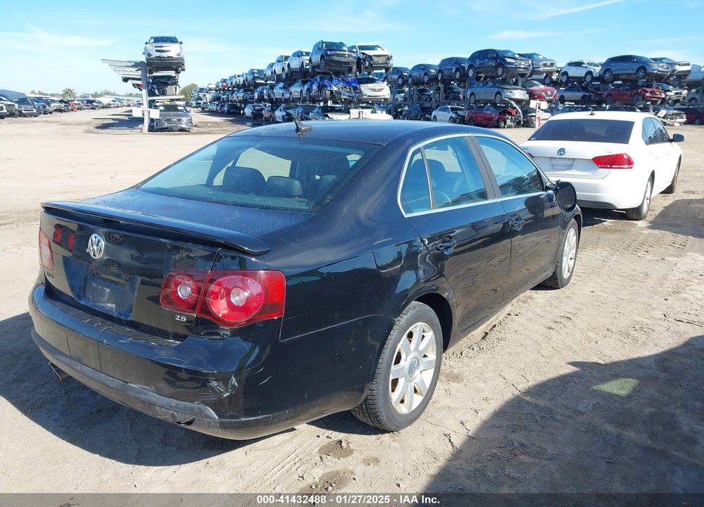 2008 VOLKSWAGEN JETTA VIN: 3VWRM71K48M060020