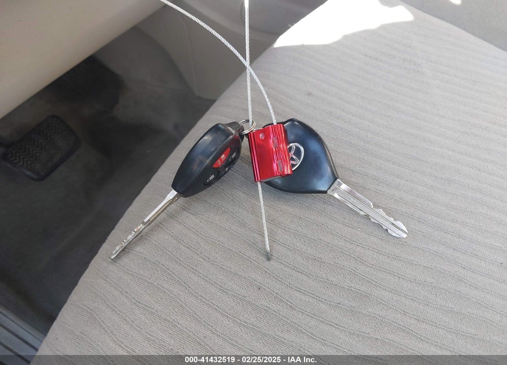 2010 TOYOTA COROLLA VIN: 1NXBU4EE7AZ211811