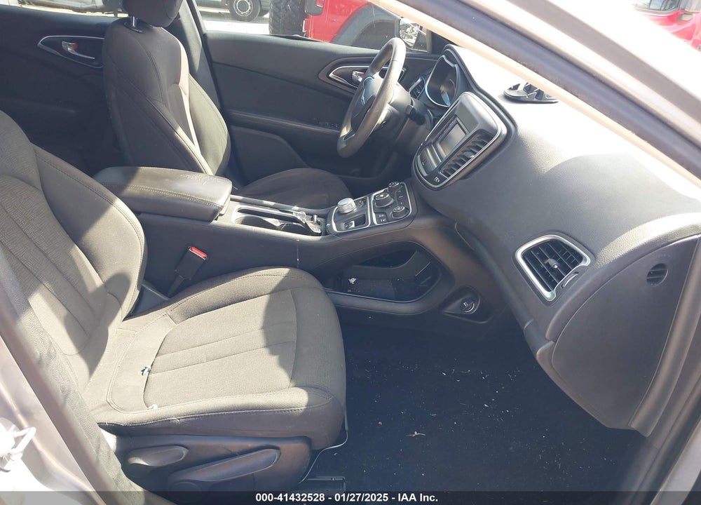 2016 CHRYSLER 200 VIN: 1C3CCCAB6GN132994