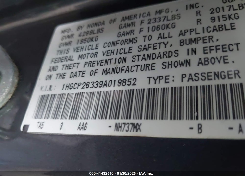 2009 HONDA ACCORD VIN: 1HGCP26339A019852