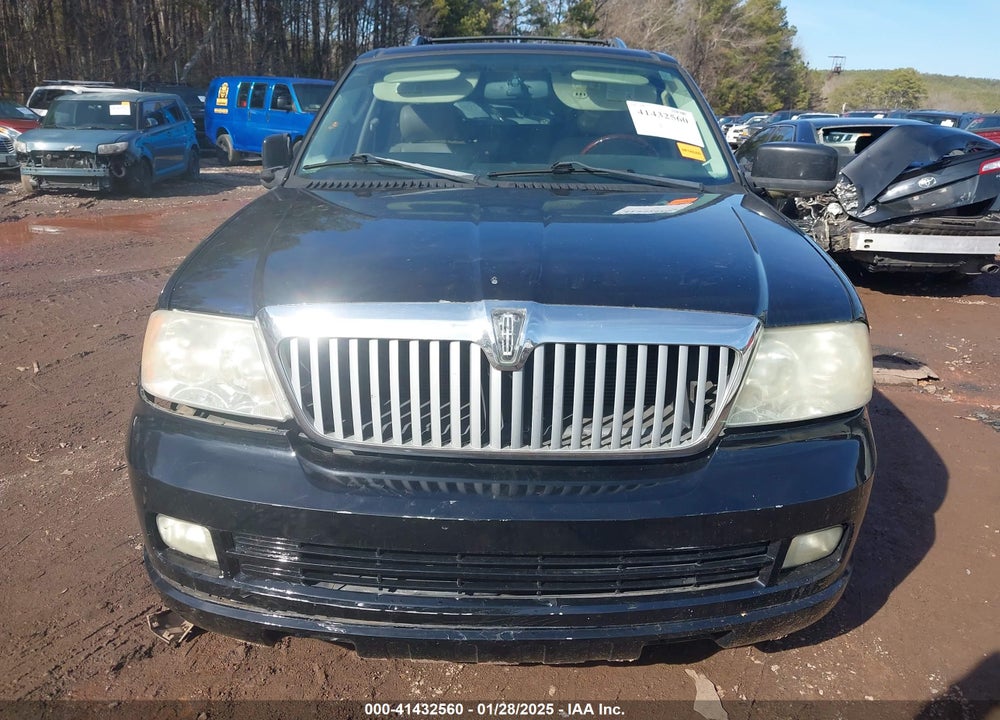 2005 LINCOLN NAVIGATOR VIN: 5LMFU27515LJ24675