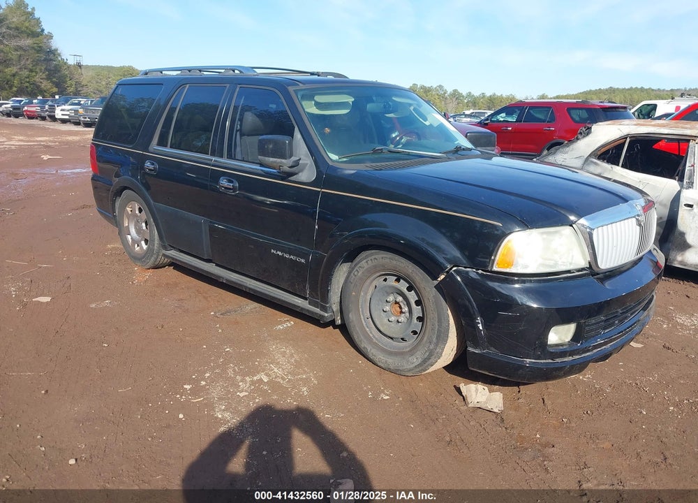 2005 LINCOLN NAVIGATOR VIN: 5LMFU27515LJ24675