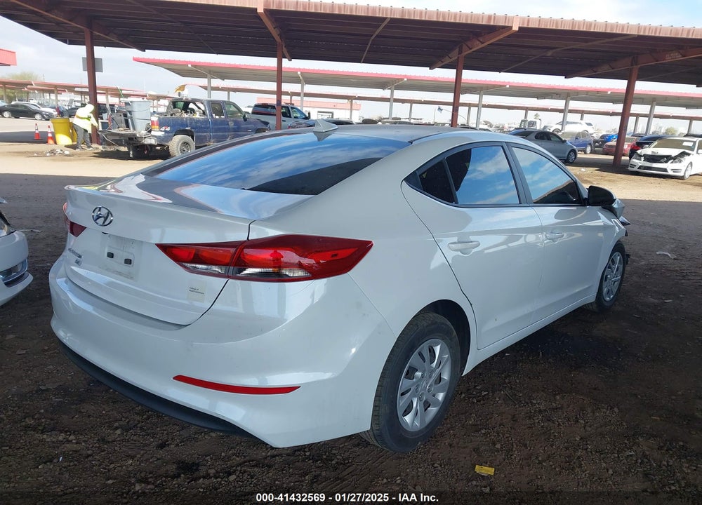 2018 HYUNDAI ELANTRA VIN: 5NPD74LF1JH385707