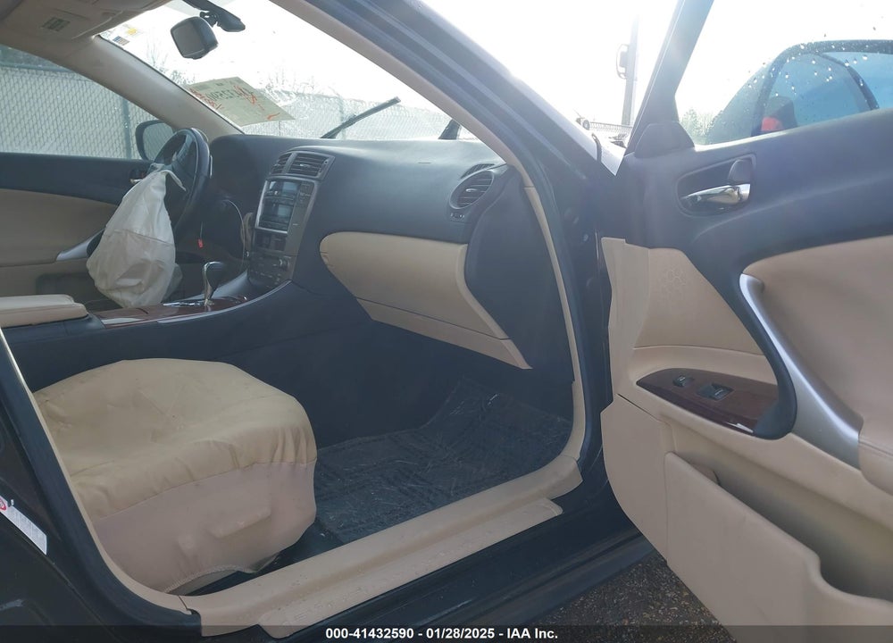 2008 LEXUS IS 250 VIN: JTHBK262X85054183