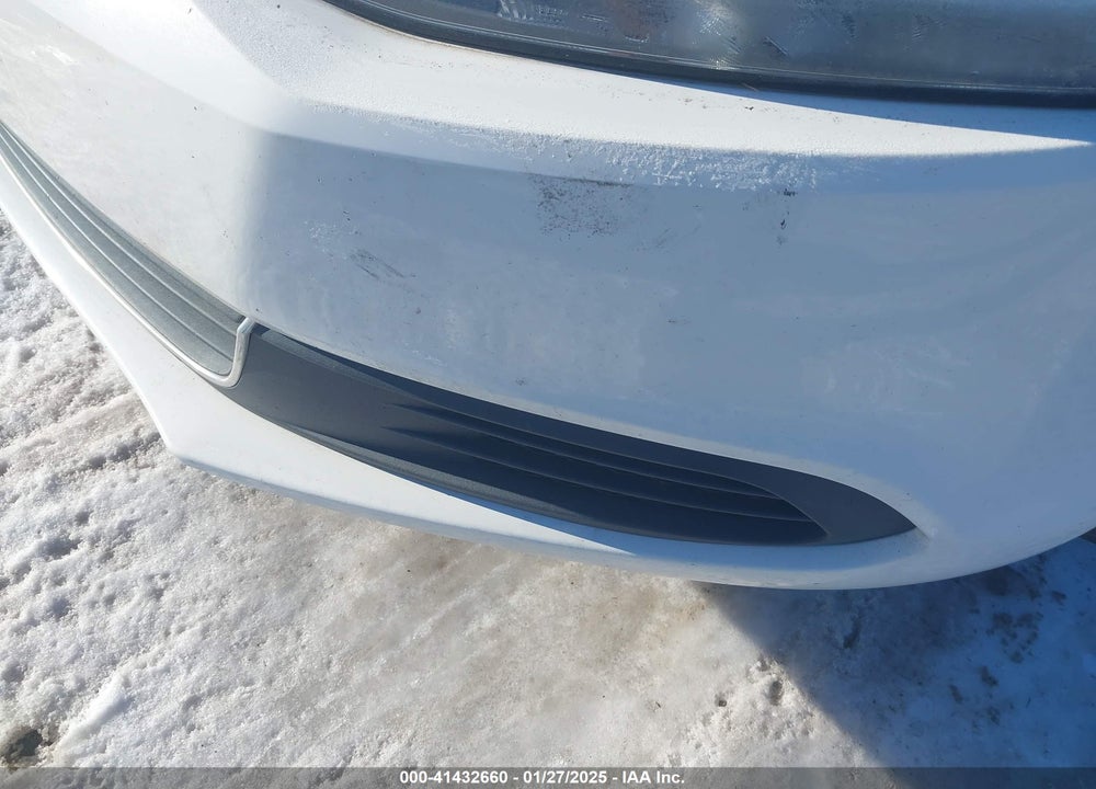 2013 VOLKSWAGEN JETTA VIN: 3VW3L7AJ3DM363705