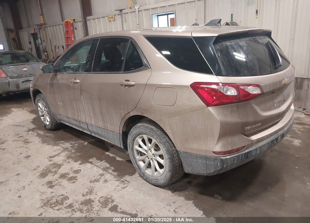 2019 CHEVROLET EQUINOX LT VIN: 2GNAXUEV0K6279088