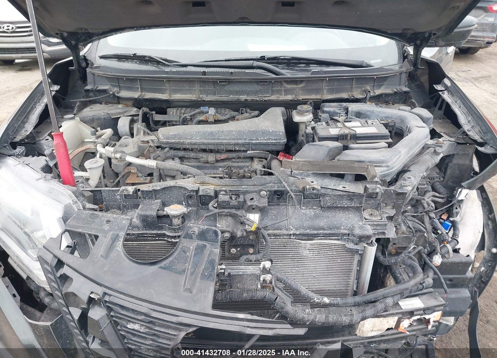 2019 NISSAN ROGUE VIN: 5N1AT2MV2KC747545