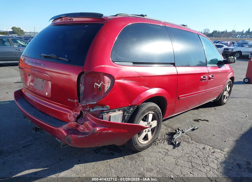 2006 DODGE GRAND CARAVAN SXT VIN: 2D4GP44L66R824706