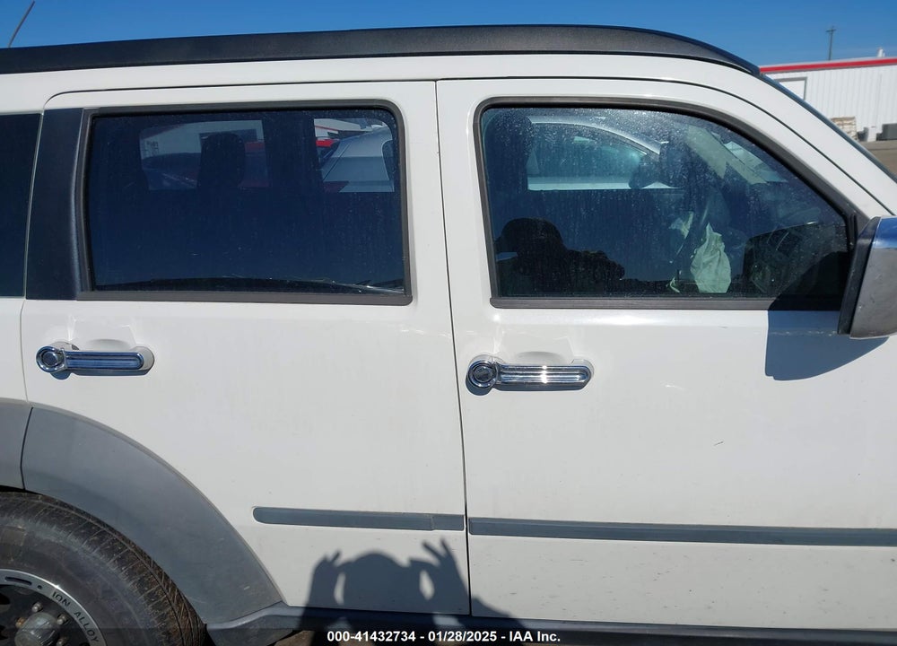 2008 DODGE NITRO VIN: 1D8GU28K28W114449
