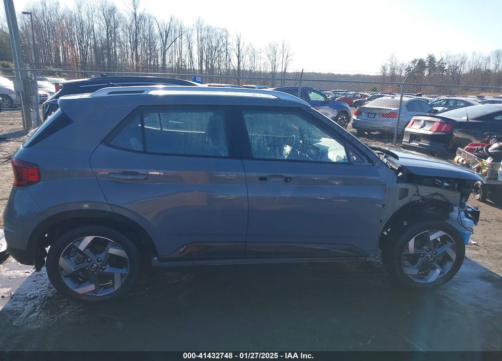 2020 HYUNDAI VENUE SEL VIN: KMHRC8A34LU033324