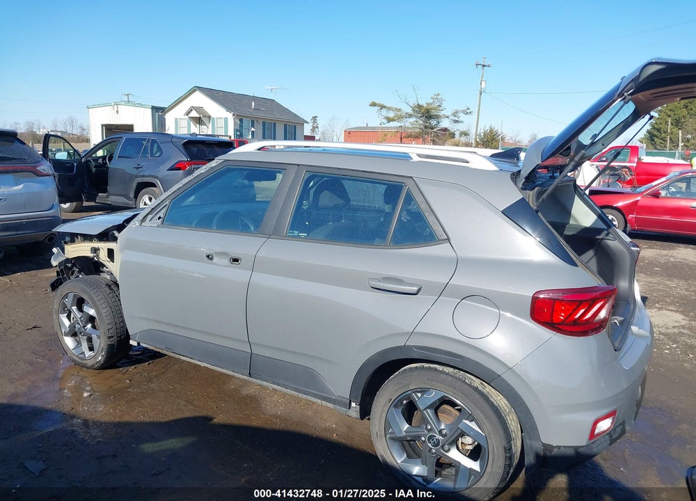 2020 HYUNDAI VENUE SEL VIN: KMHRC8A34LU033324