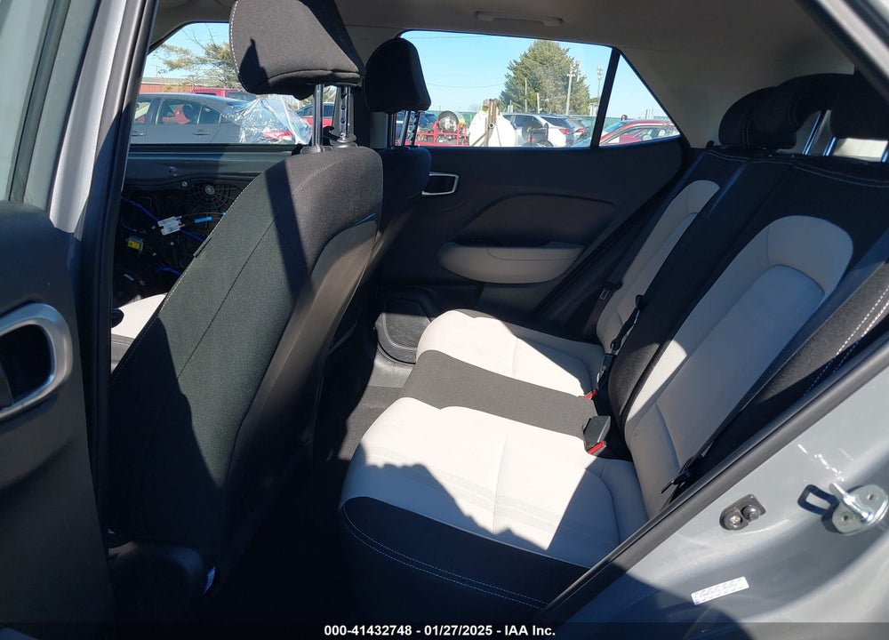 2020 HYUNDAI VENUE SEL VIN: KMHRC8A34LU033324