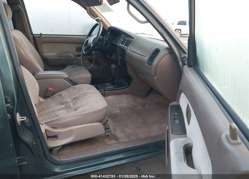 1998 TOYOTA 4RUNNER VIN: JT3GM84R8W0021444