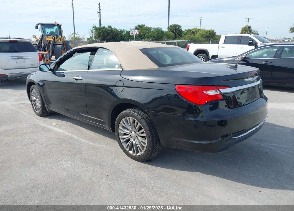 2011 CHRYSLER 200 VIN: 1C3BC7EG0BN600140