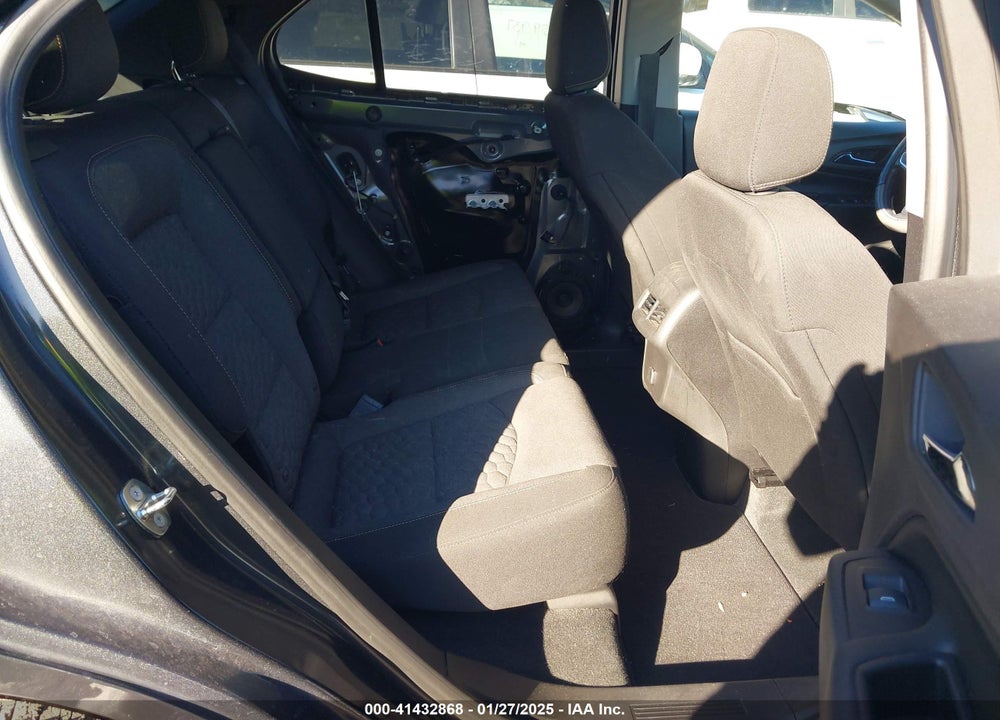 2018 CHEVROLET EQUINOX LT VIN: 2GNAXJEV4J6190301