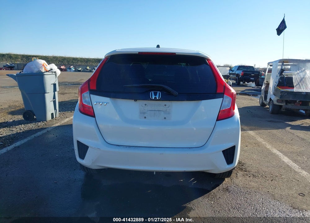 2016 HONDA FIT VIN: JHMGK5H53GX006333