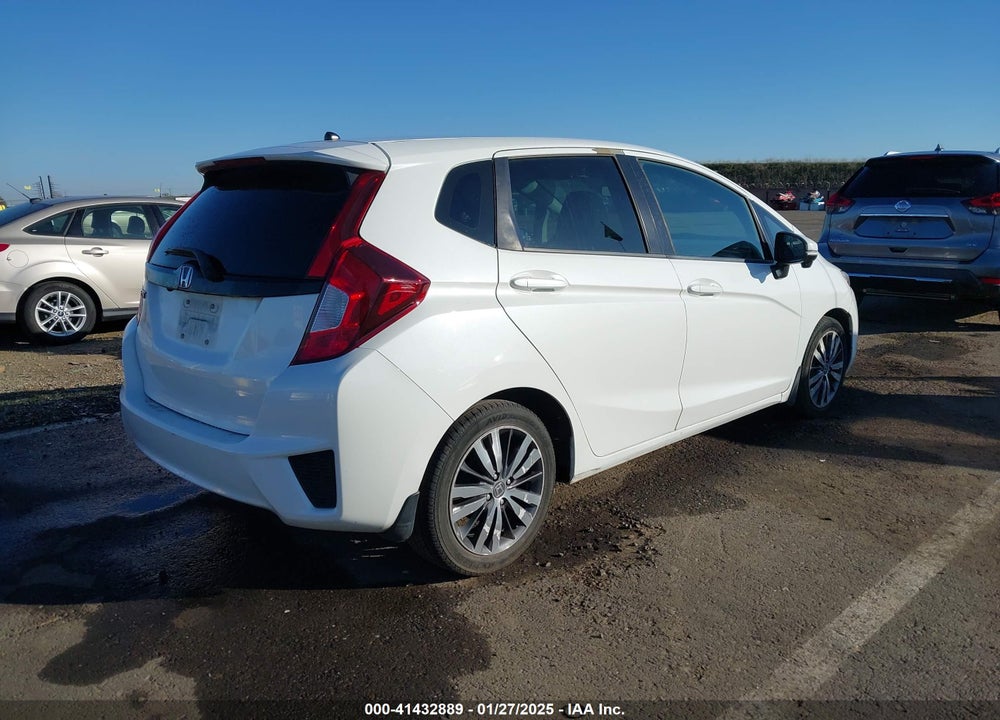 2016 HONDA FIT VIN: JHMGK5H53GX006333