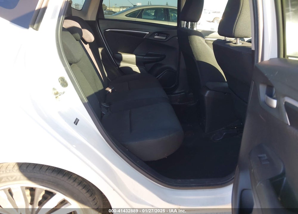 2016 HONDA FIT VIN: JHMGK5H53GX006333