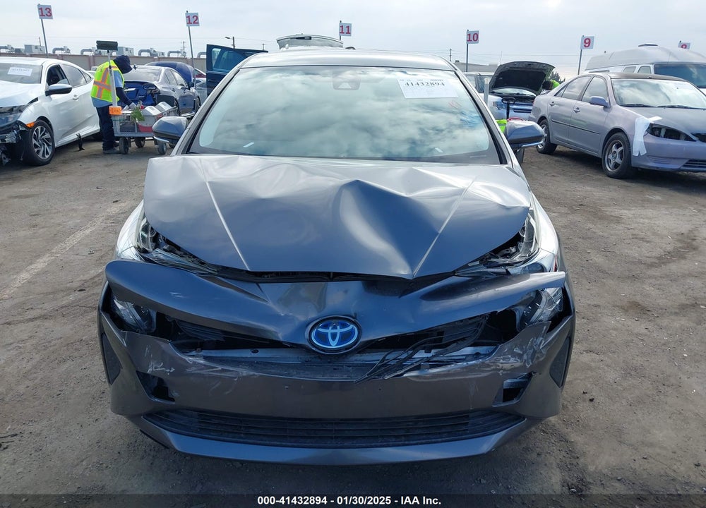 2018 TOYOTA PRIUS VIN: JTDKBRFU5J3073754