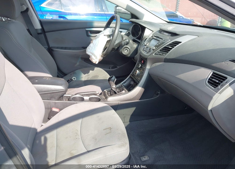 2014 HYUNDAI ELANTRA VIN: KMHDH4AE6EU176316