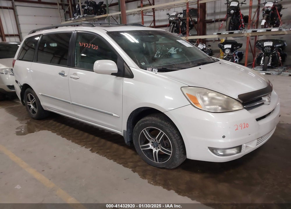 2005 TOYOTA SIENNA XLE LIMITED VIN: 5TDBA22C15S052850