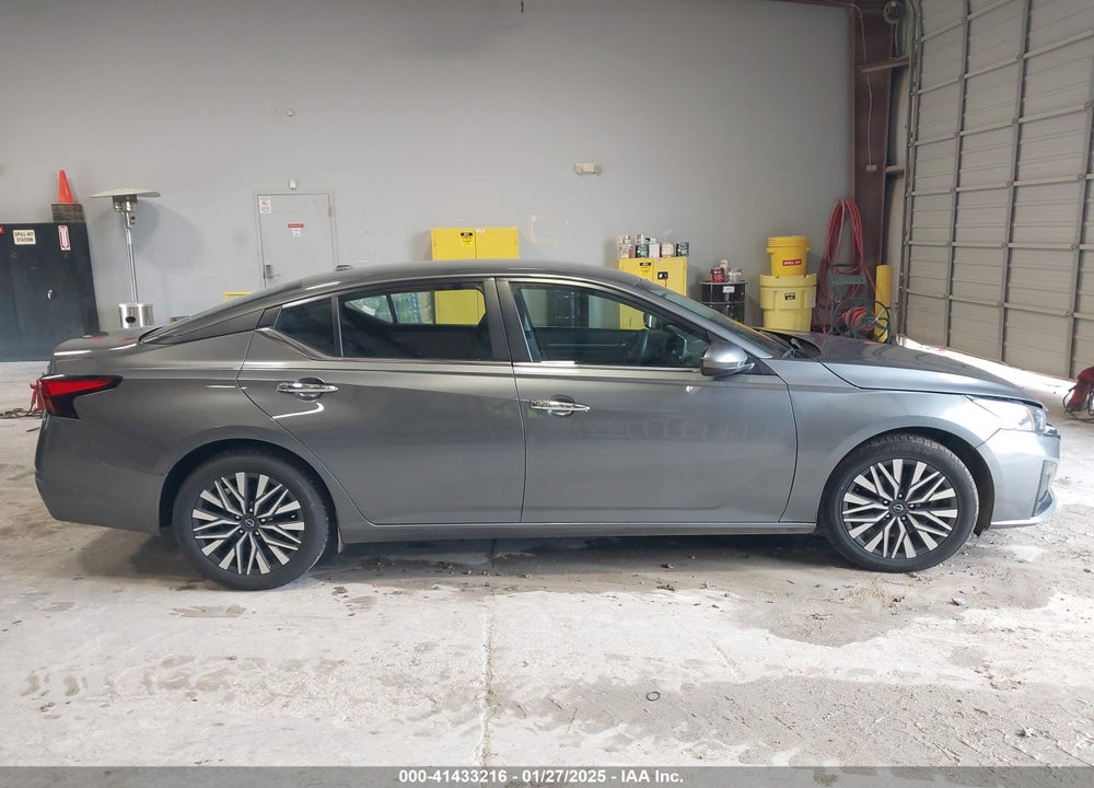 2023 NISSAN ALTIMA SV FWD VIN: 1N4BL4DVXPN320684