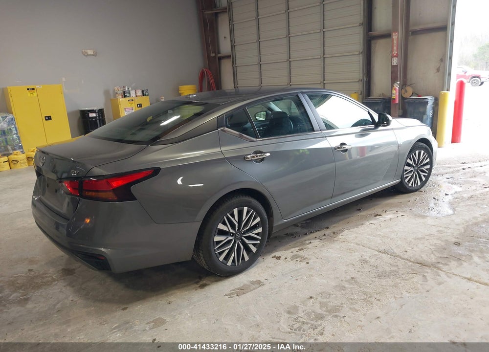 2023 NISSAN ALTIMA SV FWD VIN: 1N4BL4DVXPN320684