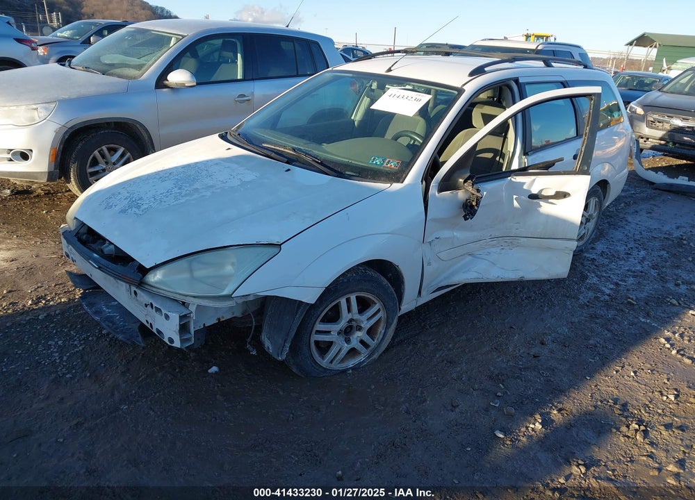 2000 FORD FOCUS SE VIN: 1FAFP3635YW275810