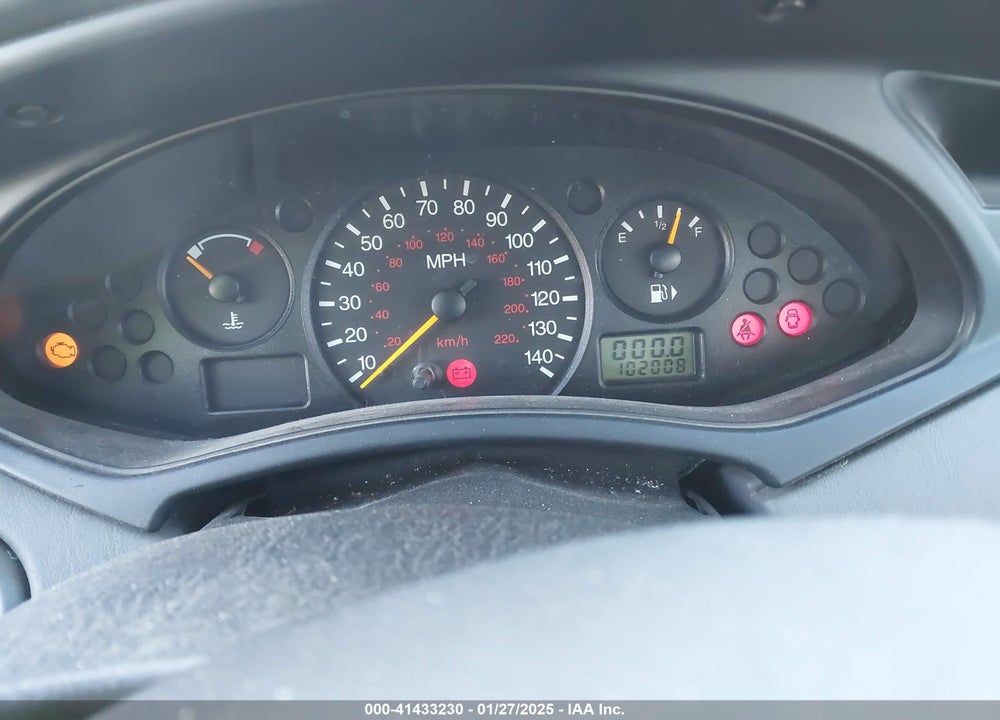 2000 FORD FOCUS SE VIN: 1FAFP3635YW275810