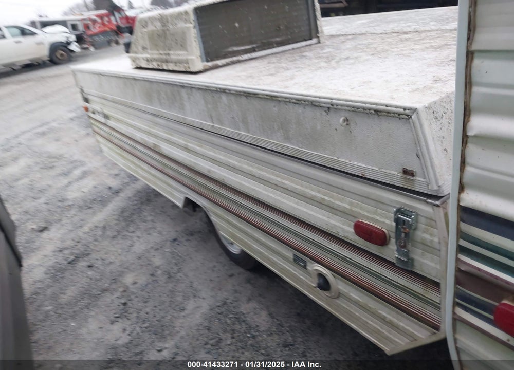 1989 JAYCO J SERIES VIN: NCX1273038