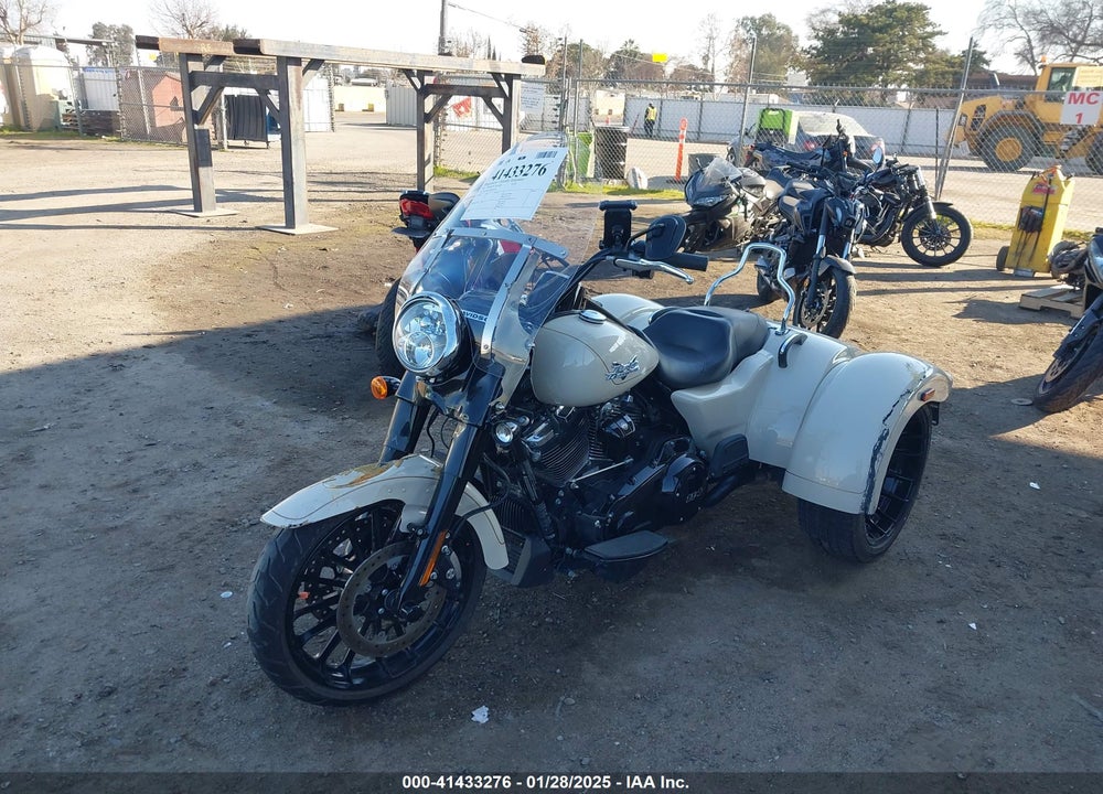 2023 HARLEY-DAVIDSON FLRT VIN: 1HD1MCP25PB856943