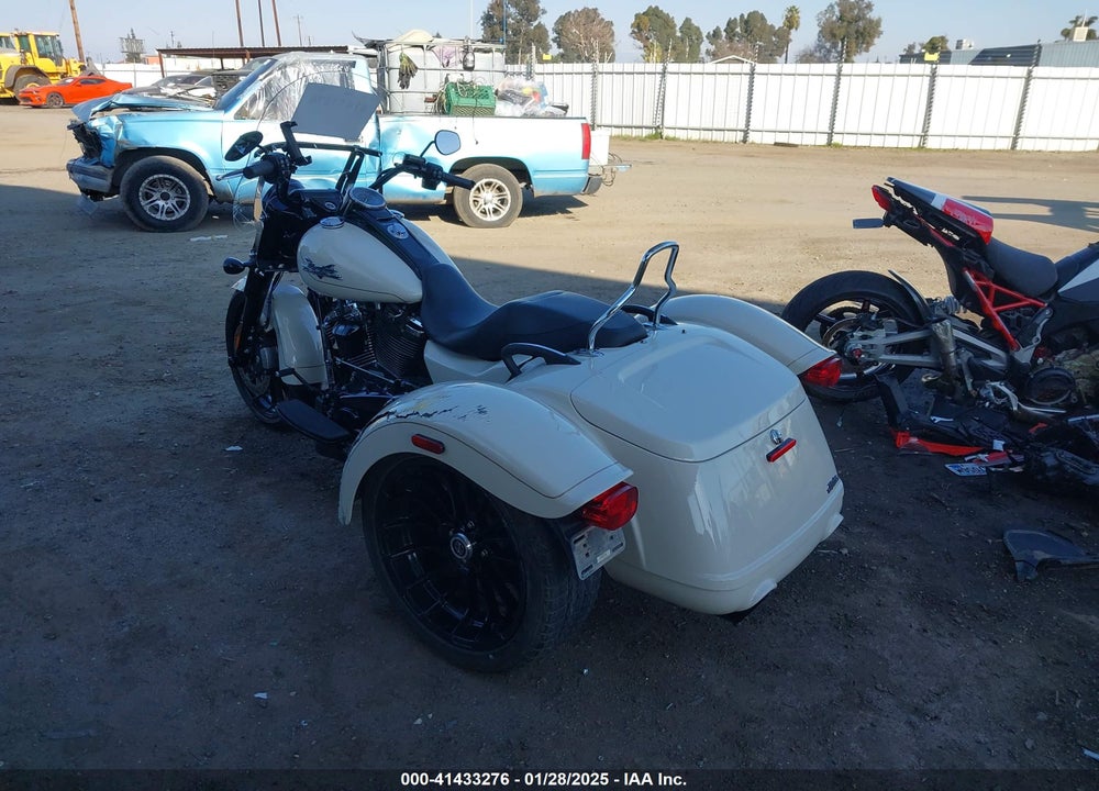 2023 HARLEY-DAVIDSON FLRT VIN: 1HD1MCP25PB856943