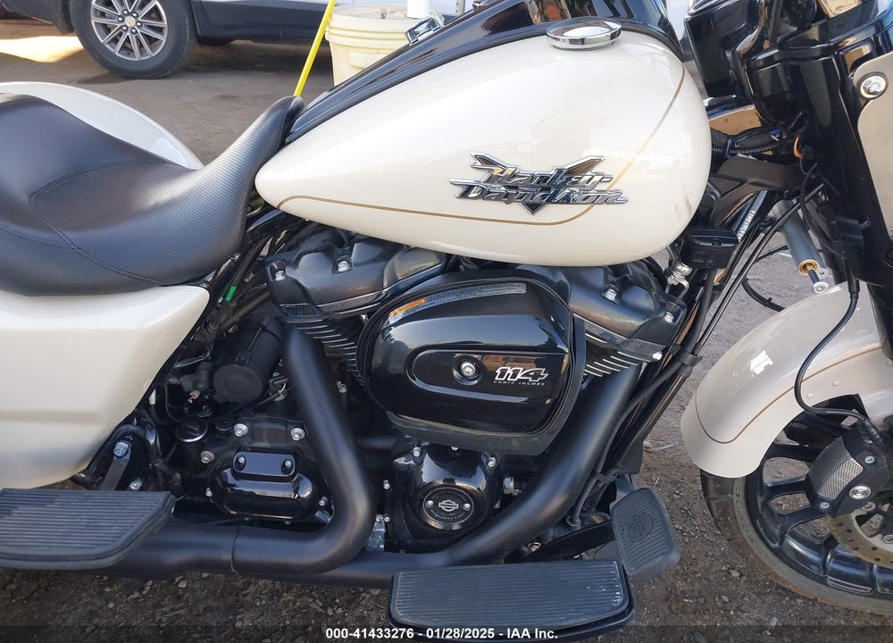 2023 HARLEY-DAVIDSON FLRT VIN: 1HD1MCP25PB856943