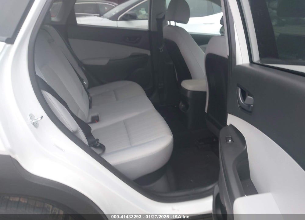 2023 HYUNDAI KONA SEL VIN: KM8K6CAB0PU063123