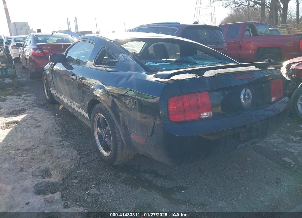 2006 FORD MUSTANG V6 VIN: 1ZVHT80N365160130