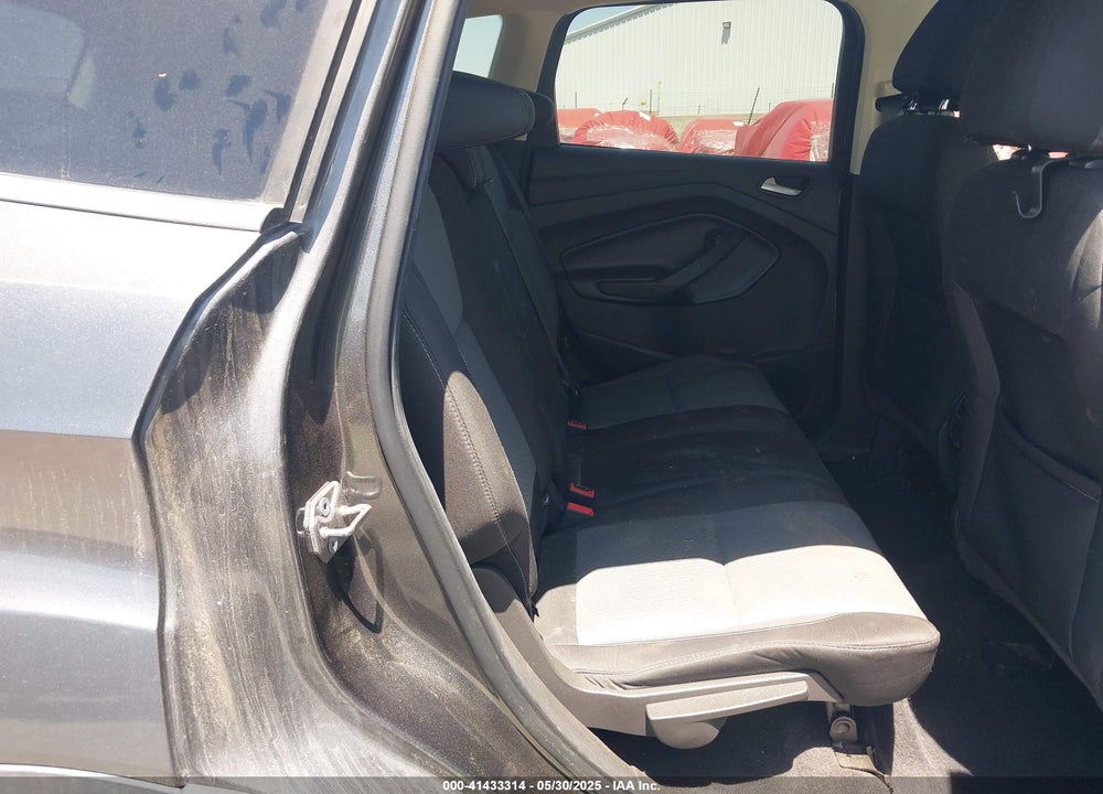 2017 FORD ESCAPE VIN: 1FMCU0G9XHUA83443