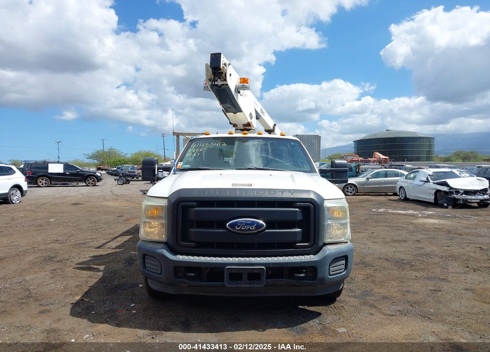 2011 FORD F-350 CHASSIS XL VIN: 1FDRF3G67BEA91528